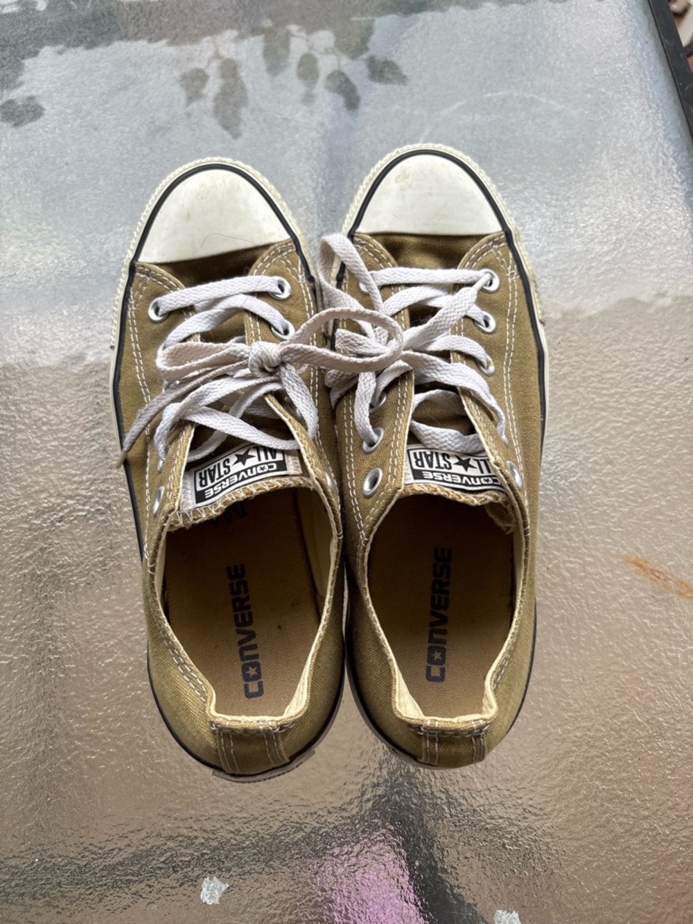 Converse Olive and White Low Top Sneakers 9 women’s